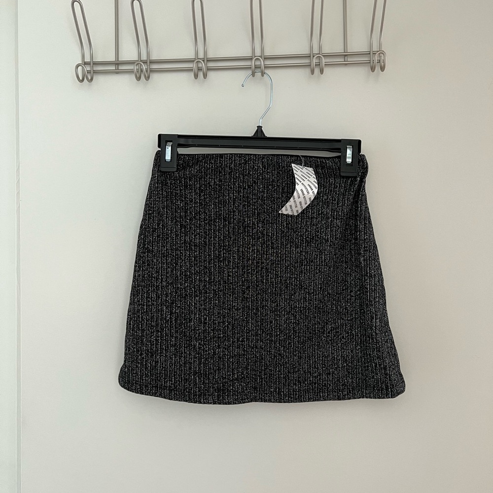 Urban Outfitters glitter black skirt XS